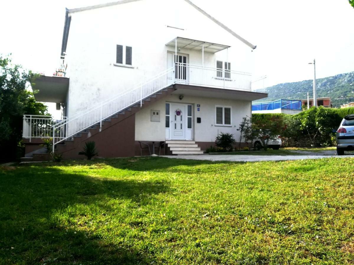 Cvita Kaštela Extérieur photo